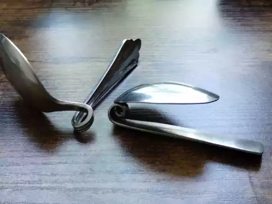 سپون بینڈنگ - موڑنے والی حقیقت پر ایک ورکشاپ