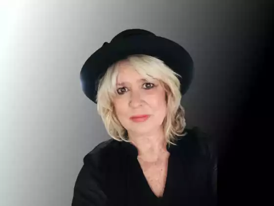 Landria Onkka,
Health & Wellness, Spirituality, Spirituality, Spirituality, Spirituality, Health & Wellness, Health & Wellness
Expert at روح پرور سمٹ 2023: ایک سفر کے اندر، شروع!